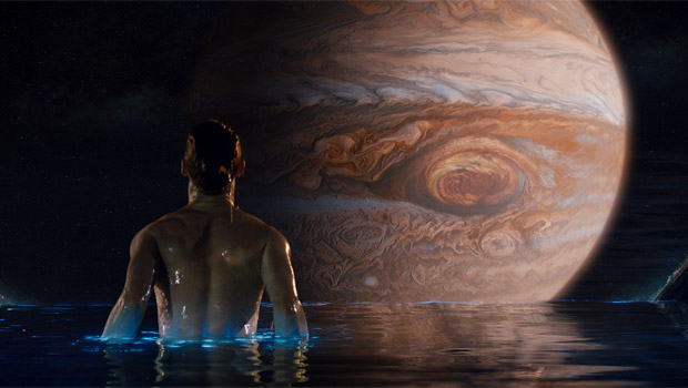 кадр из фильма «Восхождение Юпитер»