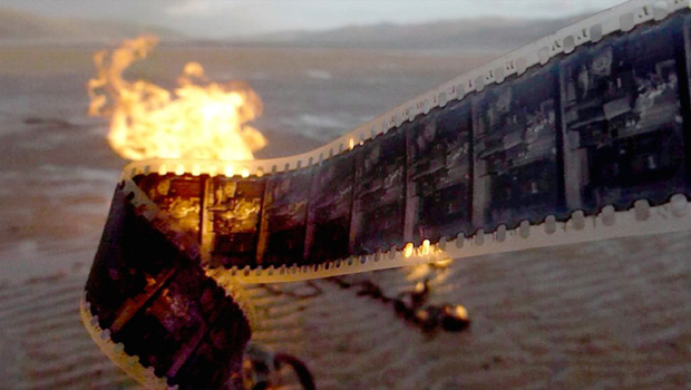 кадр из фильма «Фильм, который покупает кинотеатр»