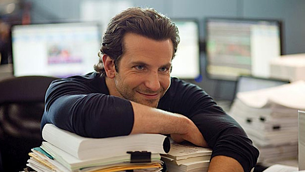 Брэдли Купер в "Областях тьмы"