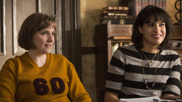 кадр из сериала "Девочки"