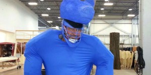 Кто сыграл медведя в «Выжившем»