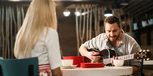 Вокалист рок-группы «С.К.А.Й.» снялся в украинском фильме Вокалист рок-группы «С.К.А.Й.» снялся в украинском фильме