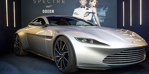 Авто Джеймса Бонда из «Спектра» ушло с молотка за $3,5 млн Авто Джеймса Бонда из «Спектра» ушло с молотка за $3,5 млн