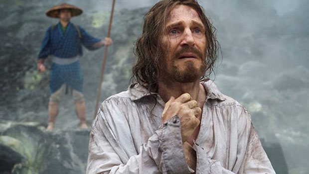 Лиам Нисон в фильме "Молчание"