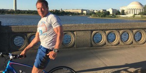 Железный Арни стал туристическим гидом