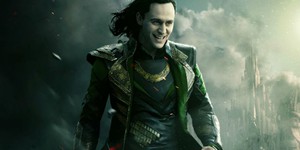 Том Хиддлстон выложил свое первое фото со съемок «Тора 3»