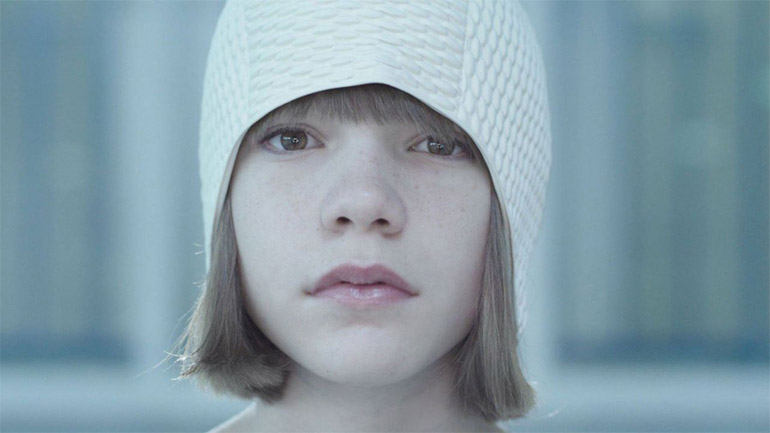 кадр из фильма "Нелли"