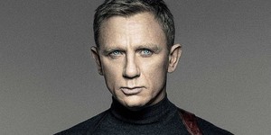 Кто из актеров дольше всех играл Джеймса Бонда