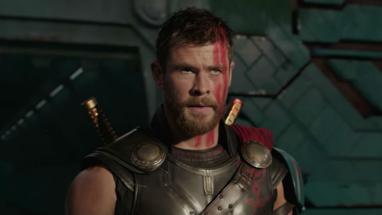 Крис Хемсворт в фильме "Тор: Рагнарек"