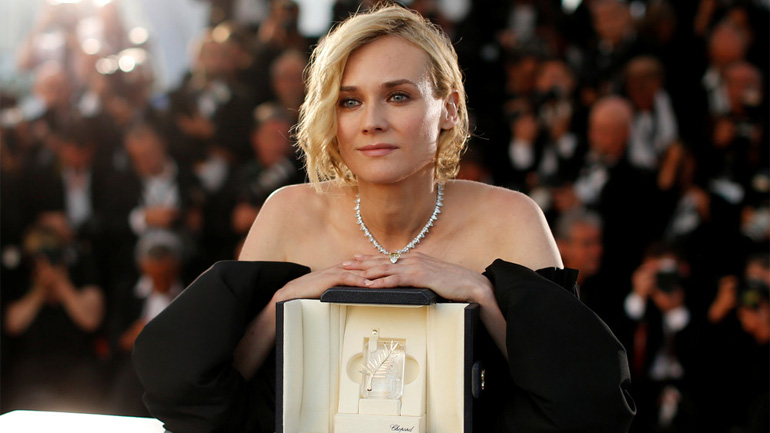 Дайан Крюгер с наградой Каннского кинофестиваля, 2017 год