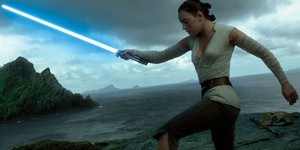 В Сеть утекли кадры, раскрывающие одну из загадок «Последних джедаев» В Сеть утекли кадры, раскрывающие одну из загадок «Последних джедаев»