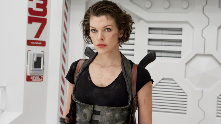 Милла Йовович в образе главной героини "Обители зла"