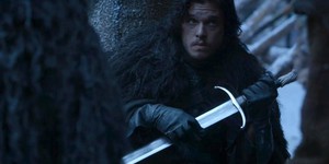 Меч Джона Сноу переделали в фаллоимитатор