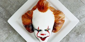 Хотите тортик в виде страшного клоуна из «Оно»?