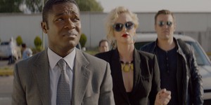 Шарлиз Терон в черной комедии «Опасный бизнес»