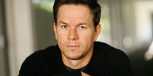 Марк Уолберг готовит режиссерский дебют