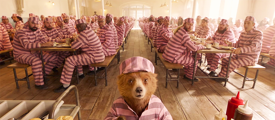 Кадр из фильма "Паддингтон 2"