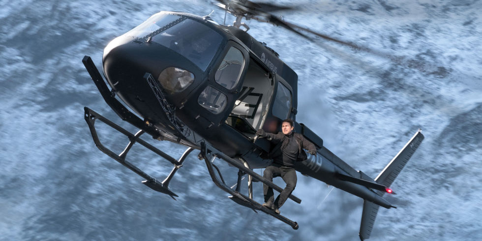 Кадр из фильма "Миссия невыполнима 6" 