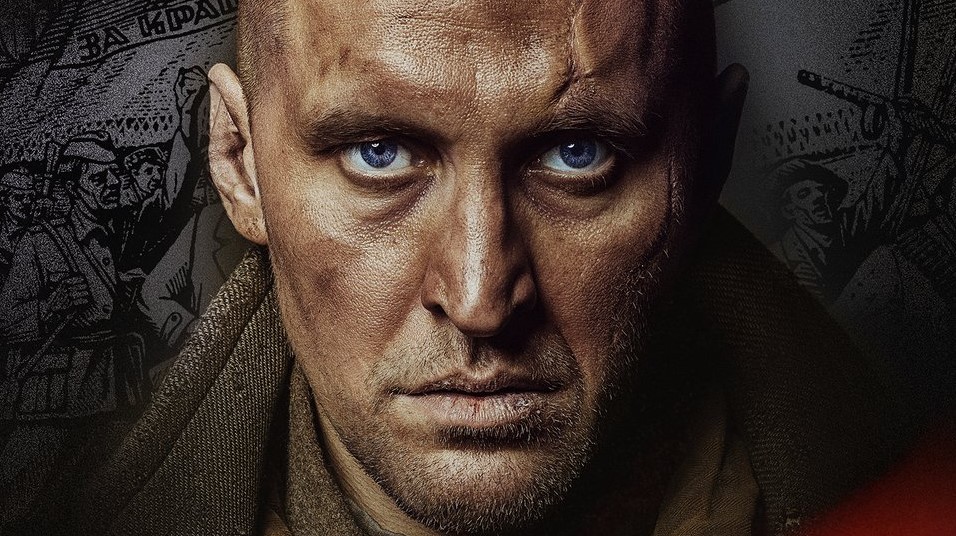 актер Мыкола Береза в образе Червоного