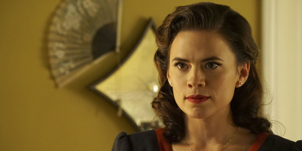 Хейли Этвелл в образе Пегги Картер 