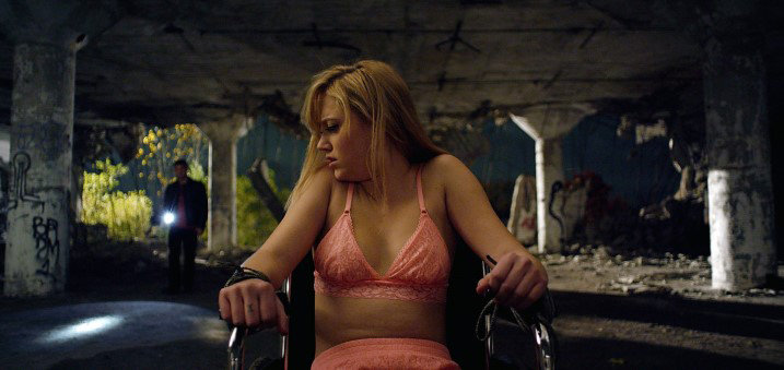 Кадр из фильма "Оно" Дэвида Роберта Митчелла