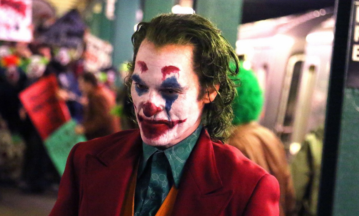 Хоакин Феникс в образе Джокера на съемках