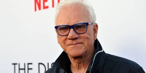 Малкольм МакДауэлл сыграет владельца компании Fox