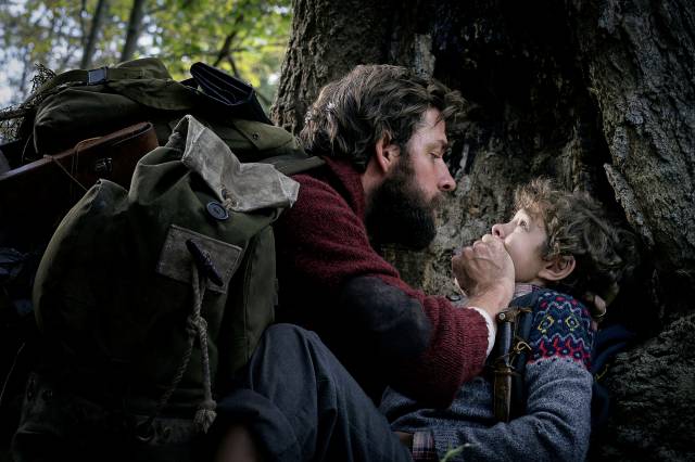 Кадр из фильма "Тихое место"