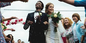 Создатели «Безумной свадьбы» полностью рассчитались с Госкино