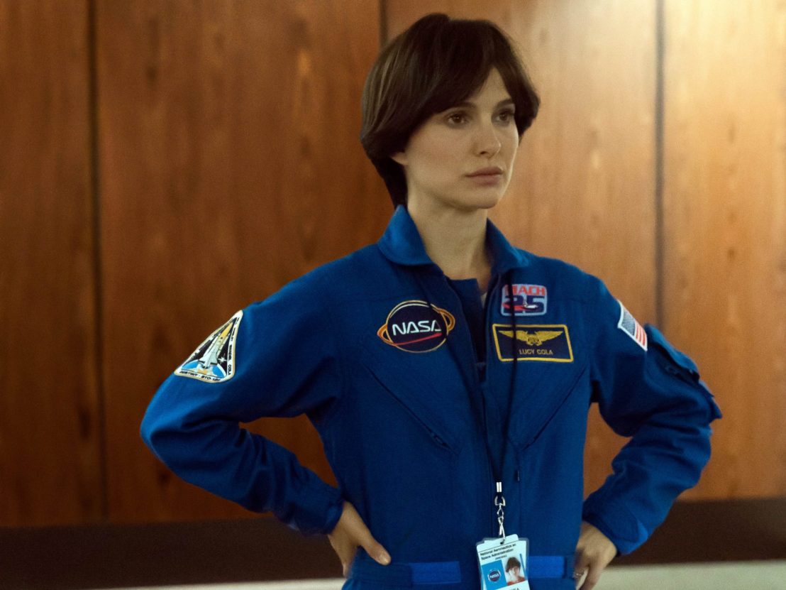 Кадр из фильма "Люси в небе"