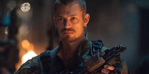 Герой Юэля Киннамана вернется в новом «Отряде самоубийц»