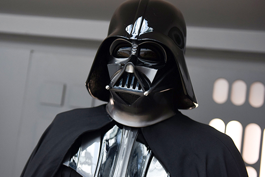 Костюм и шлем Дарта Вейдера