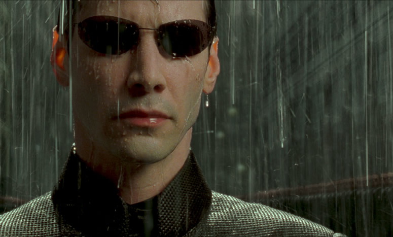 Киану Ривз в роли Нео из трилогии "Матрица"