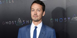 Режиссер «Призрака в доспехах» снимет сериал по Айзеку Азимову