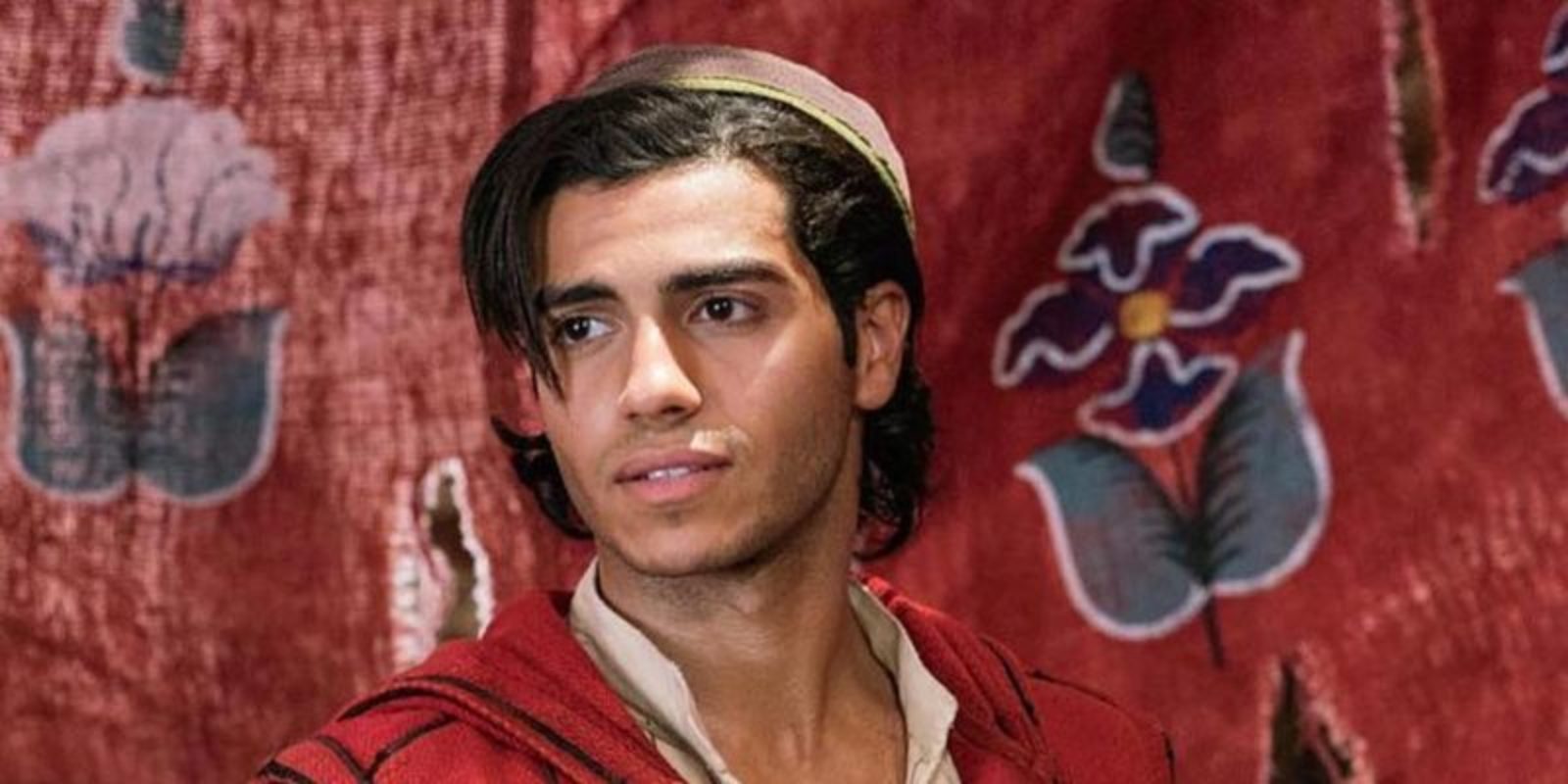 Мена Массуд в фильме "Аладдин"