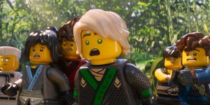 Warner продает права на мультфильмы Lego