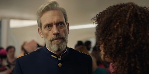 Новый сериал с Хью Лори продлен на 2 сезон