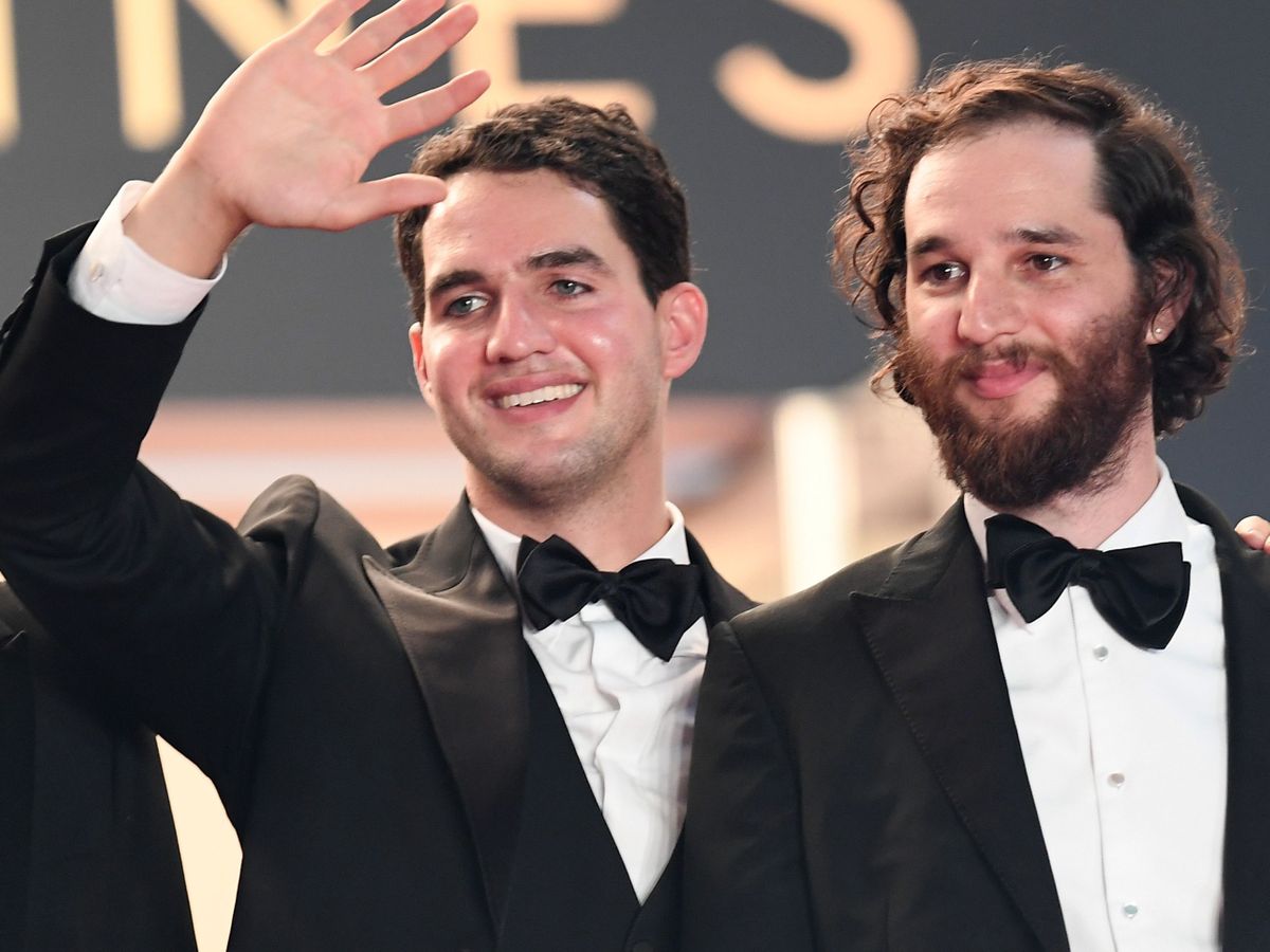 Братья Сэфди