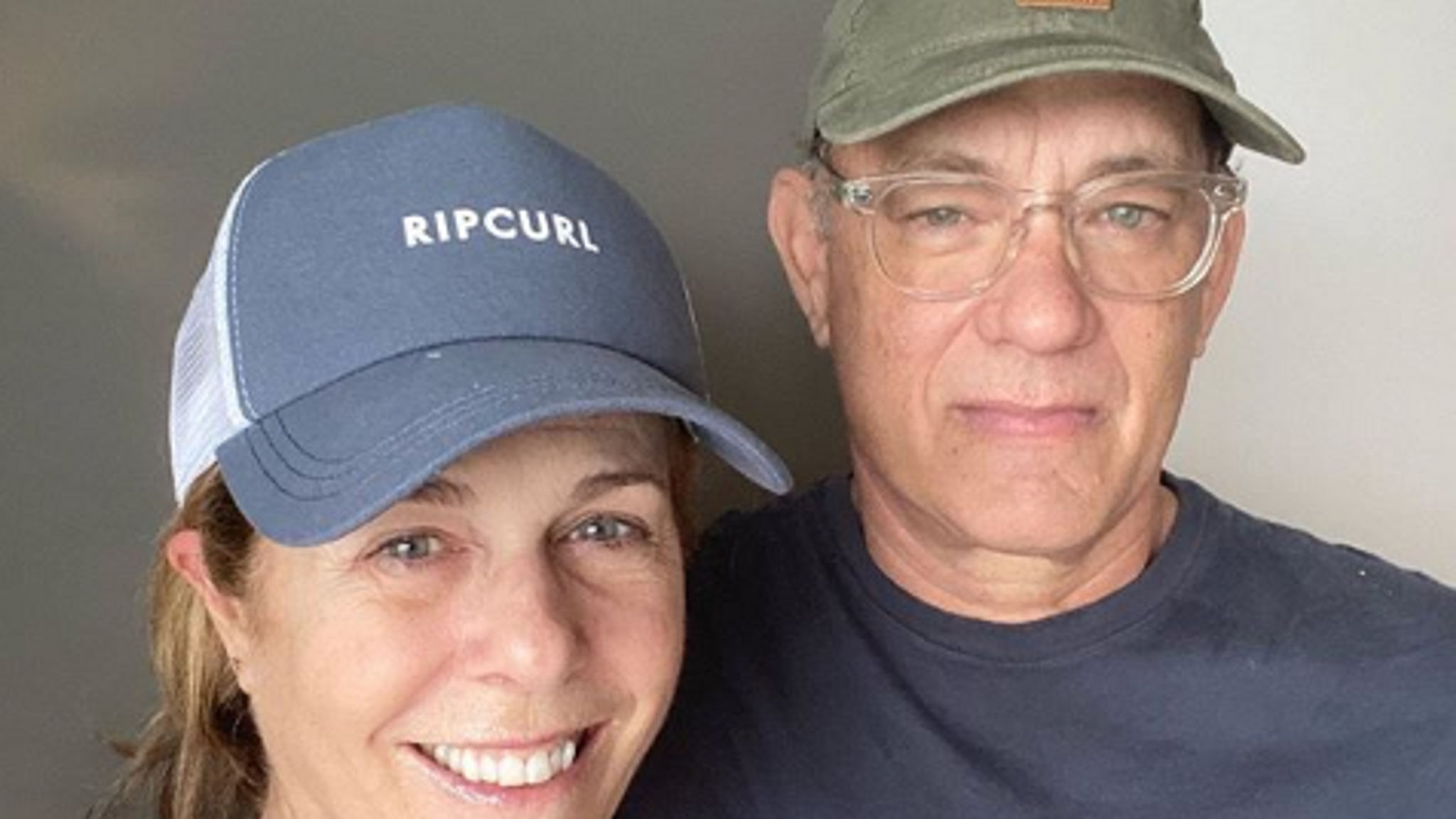 Том Хэнкс с супругой