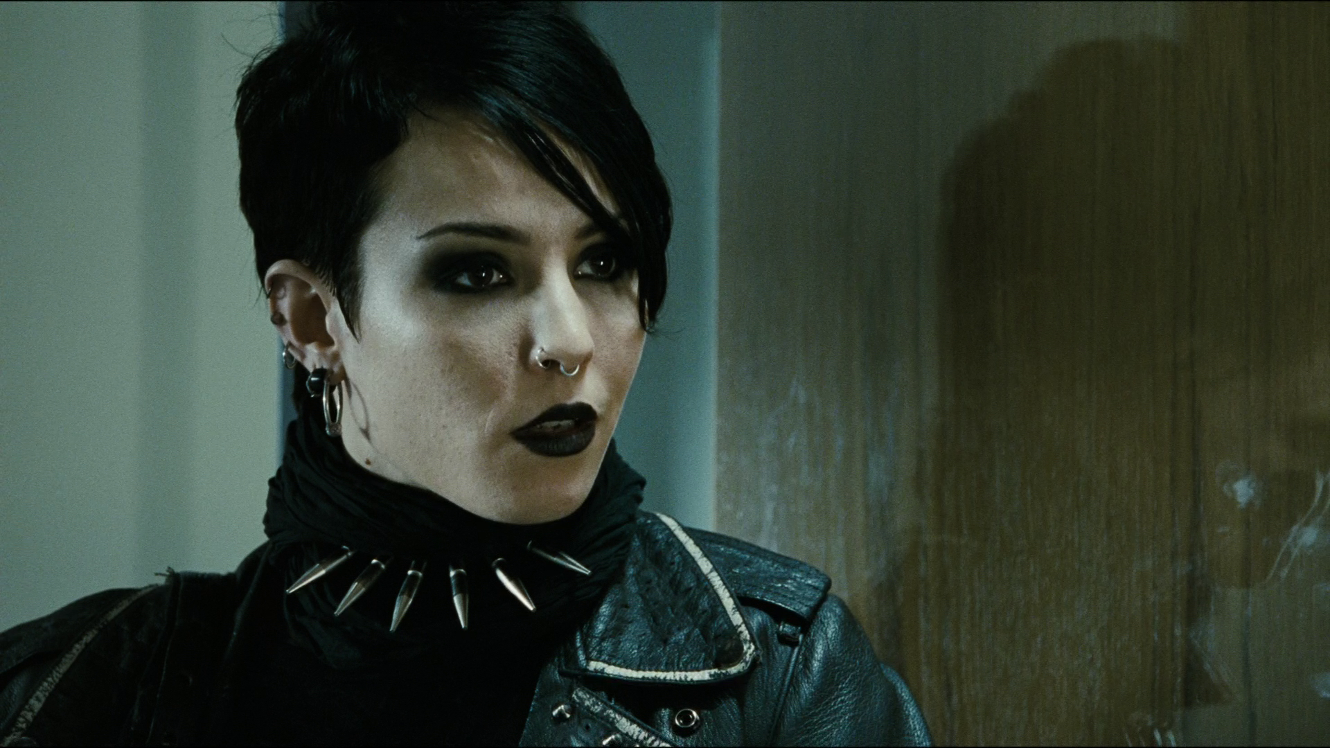 Нуми Рапас в образе Лисбет Саландер