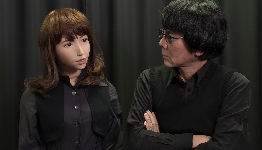 Андроид Эрика со своим создателем