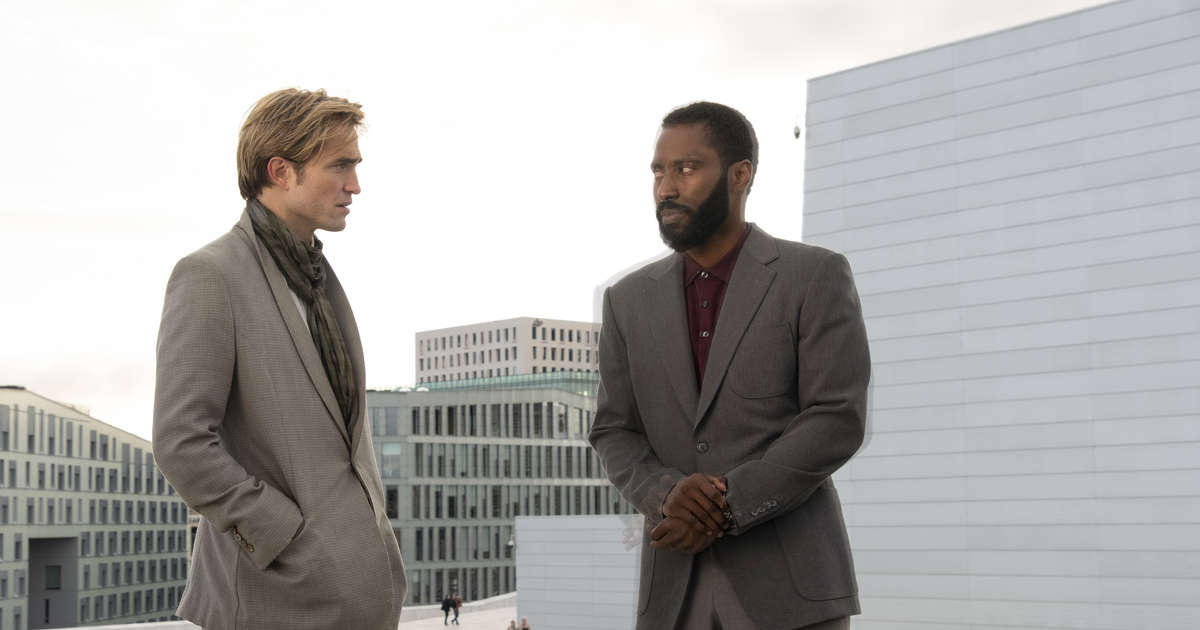 Кадр из фильма "Довод"