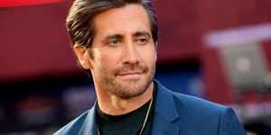 Джейк Джилленхол сыграет писателя-лжеца в новом сериале Джейк Джилленхол сыграет писателя-лжеца в новом сериале