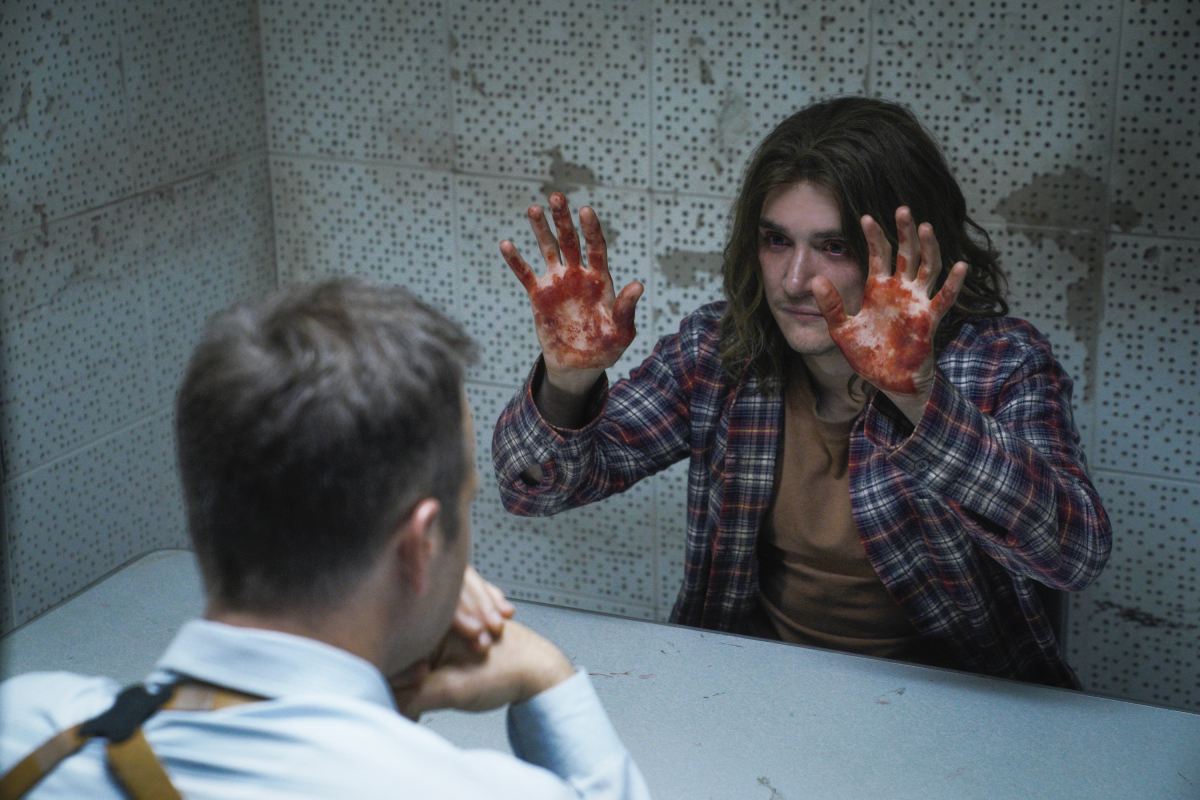 Кадр из сериала "Допрос"