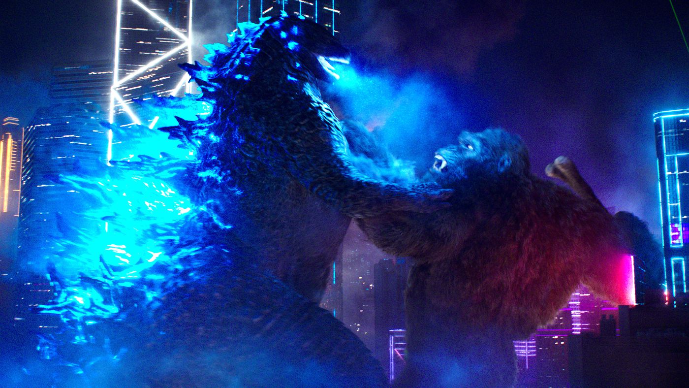 Кадр из фильма "Годзилла против Конга"