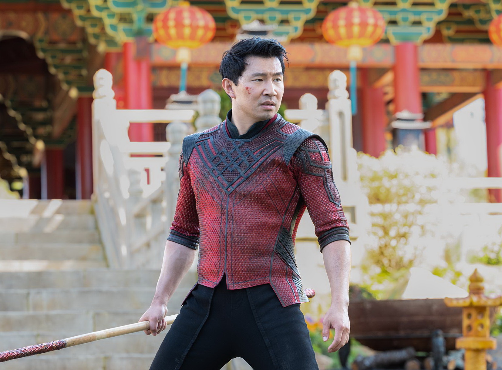 Кадр из фильма "Шан-Чи и легенда десяти колец"