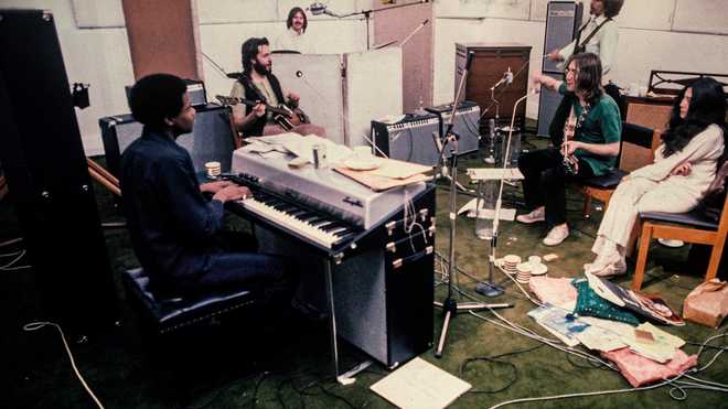 Кадр из фильма ""Битлз: Возвращайся!"