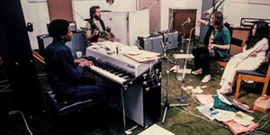 Disney+ создают документальный фильм о легендарной группе The Beatles. Уникальные, ранее не опубликованные кадры. Disney+ создают документальный фильм о легендарной группе The Beatles. Уникальные, ранее не опубликованные кадры.