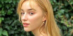 Звезду "Бриджертонов" Фиби Дайневор пригласили сниматься в триллере студии Sony «Я люблю убийства»