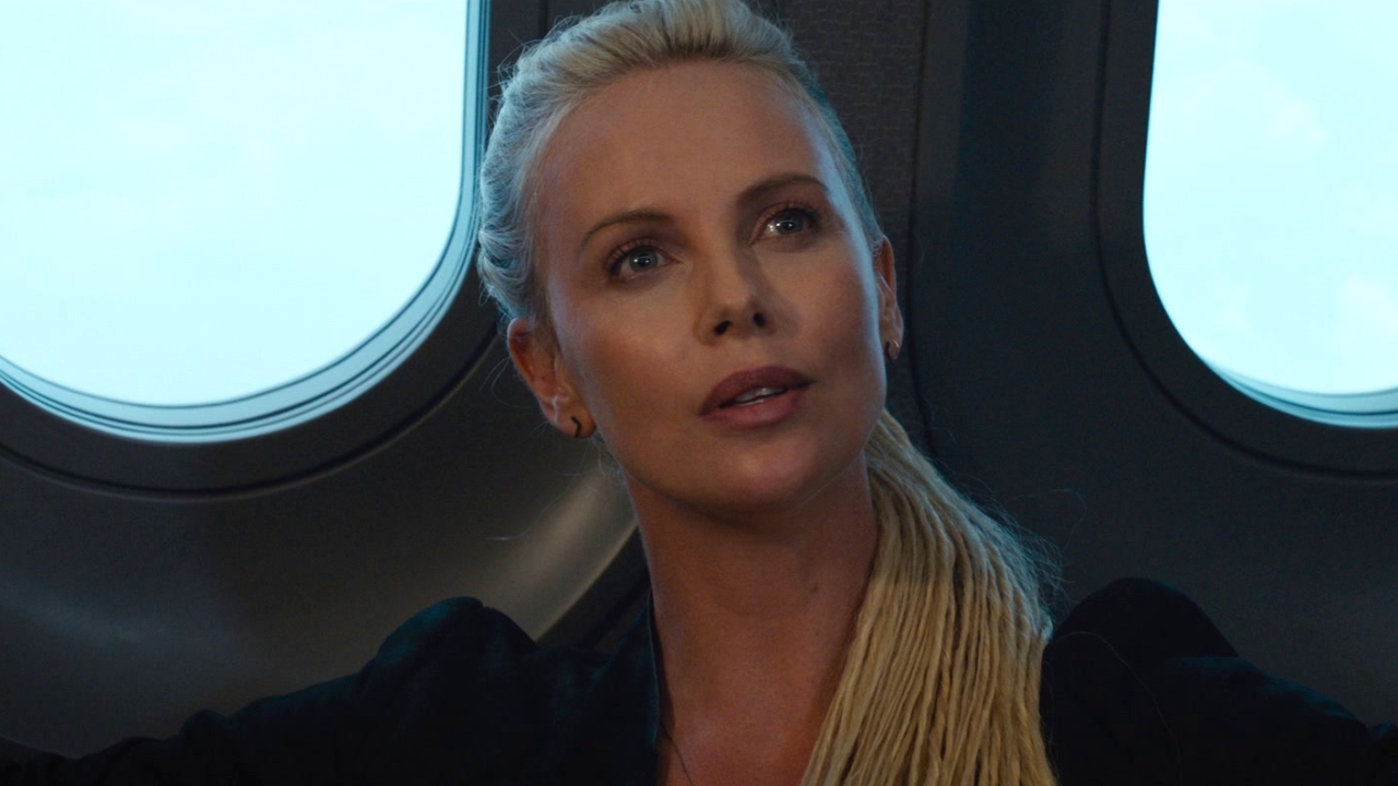 Шарлиз Терон в фильме "Форсаж 8"